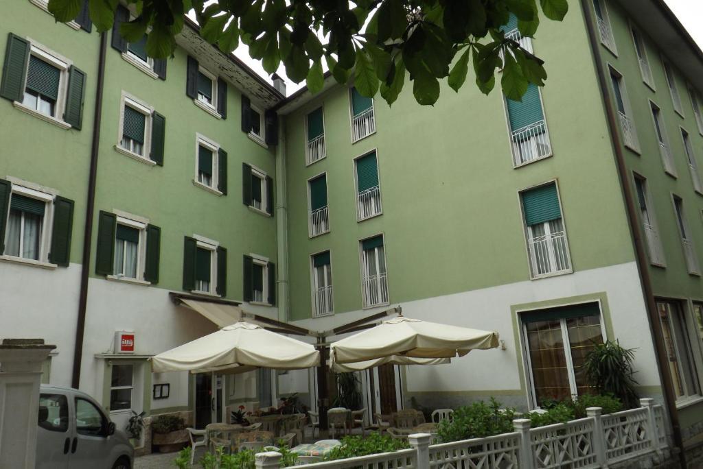 Hotel Concordia เลวิโกแตร์เม ภายนอก รูปภาพ